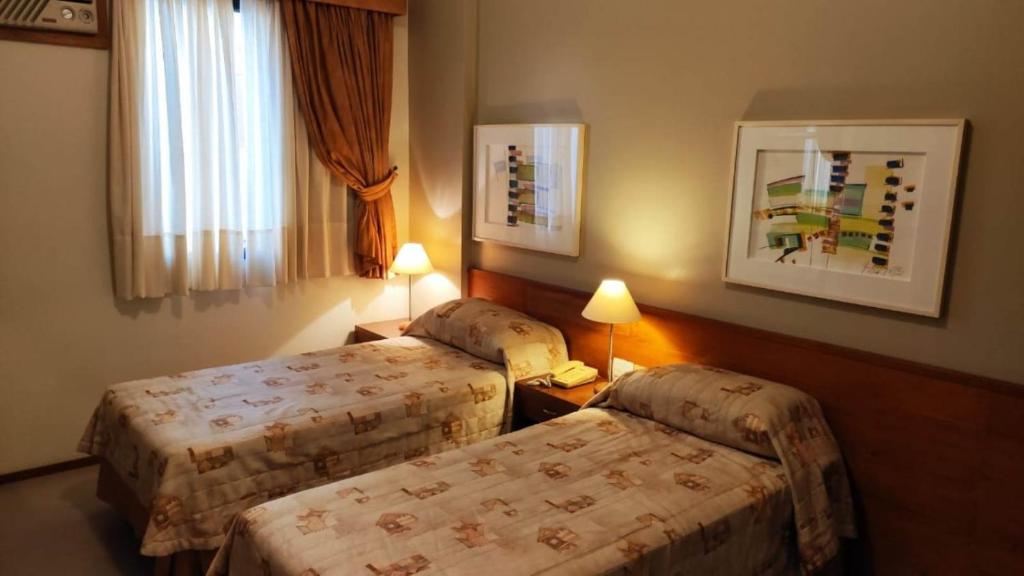  Hotel Metrópolis