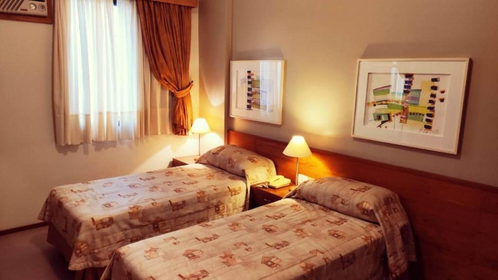  Hotel Metrópolis