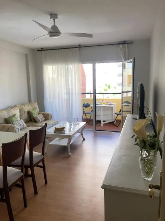 Malaga Playa centro ideal familia y amigos, Málaga, Spania