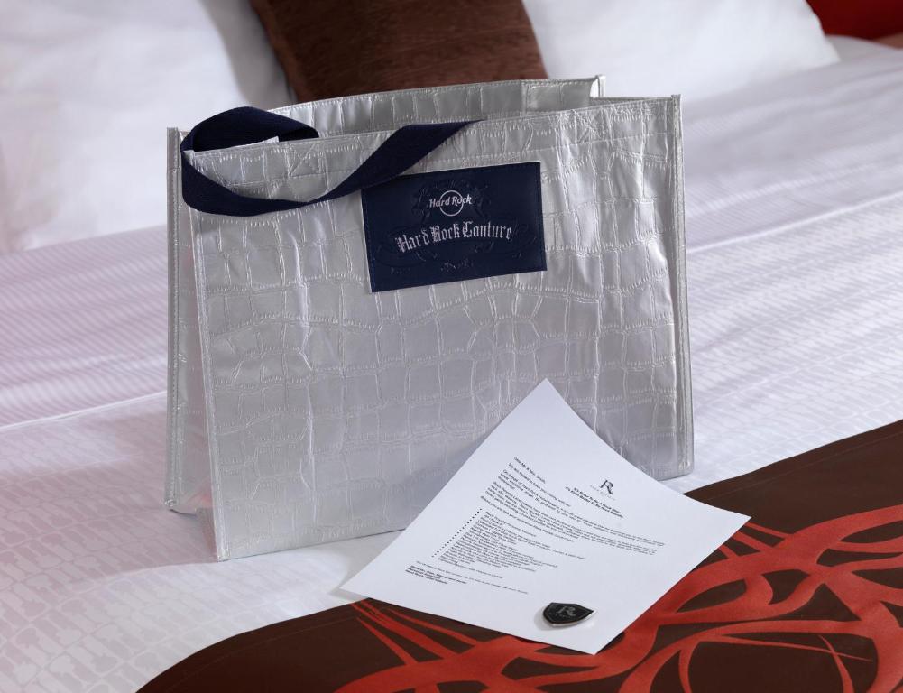 Hard Rock Hotel Vallarta All Inclusive - Rock Royalty Ocean View King与私人助理