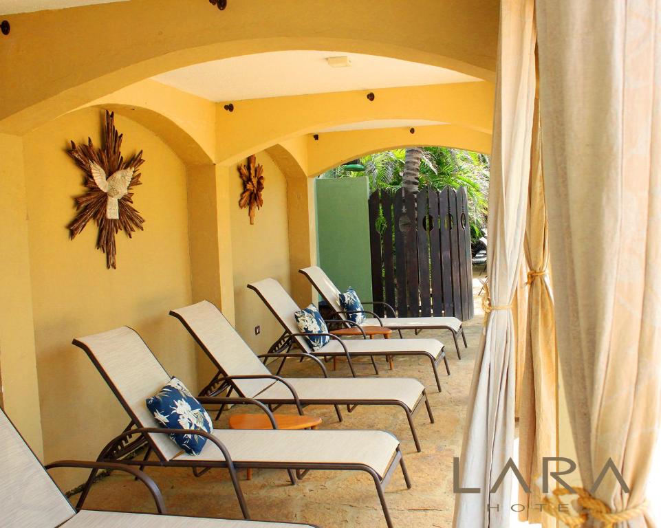  Lara Hotel