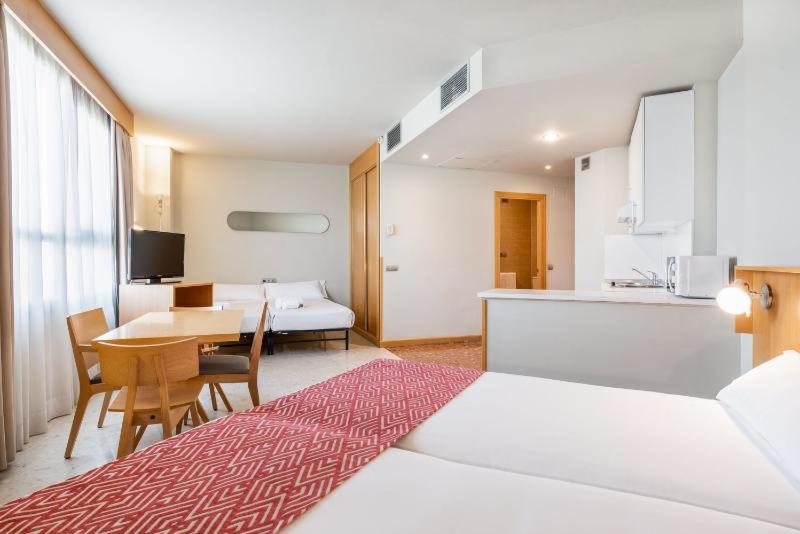 Aparthotel Exe Campus San Mamés - 19