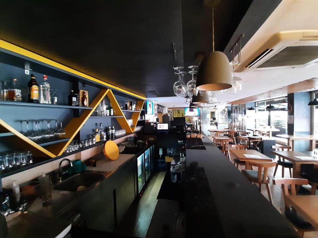 Lounge nebo bar v ubytování Sapko Airport Hotel