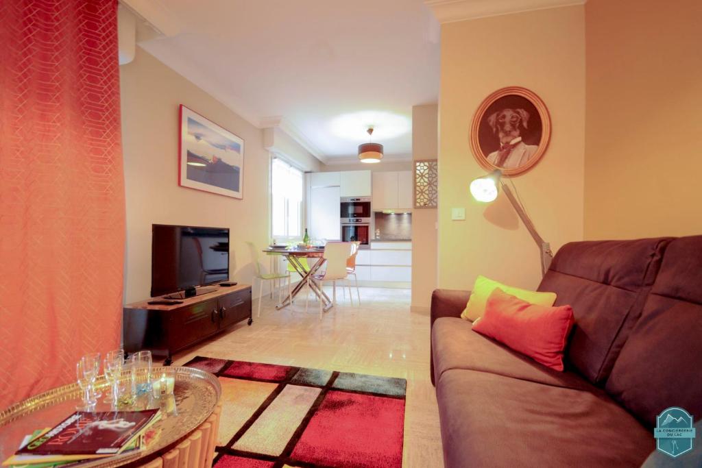 Annecy Lake - Le Saint Bernard - 2 min walk from the lake - Apartamento