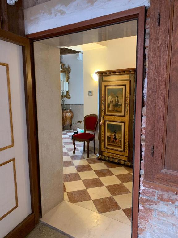 Luxury Apartment in San Marco with Canal View - One-Bedroom Apartment