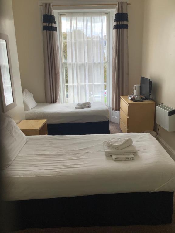 The Farmers Union - Resim 20