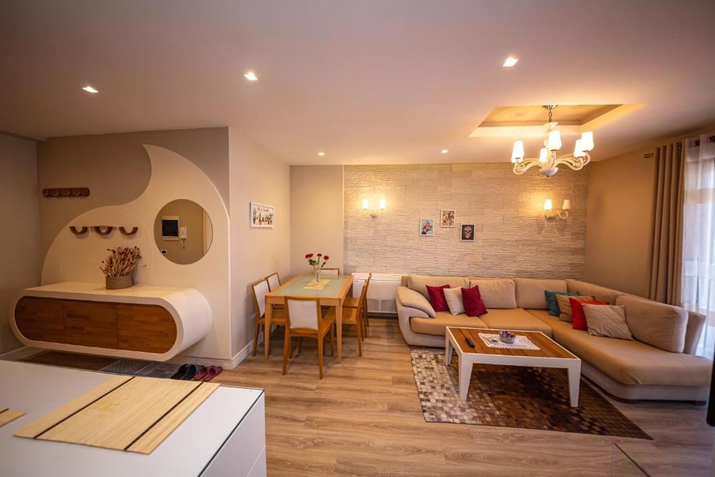 Milestone Deluxe Apartment Tirana - Imazhi 4