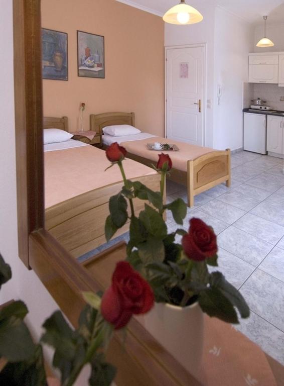 Posteľ alebo postele v izbe v ubytovaní Harisis Apartments