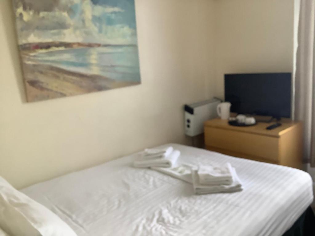 
Small Double Room
