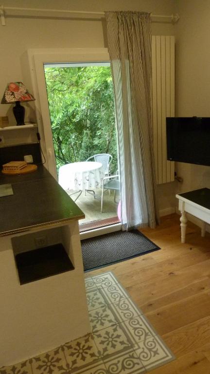 TV a/nebo společenská místnost v ubytování Gästezimmer Am Hüstert