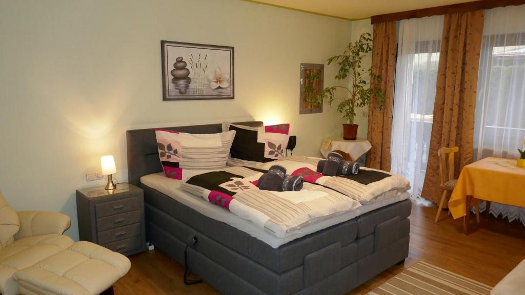 Hotel & Restaurant Zum Deutschen Haus - Habitación Doble Estándar Con Baño Compartido