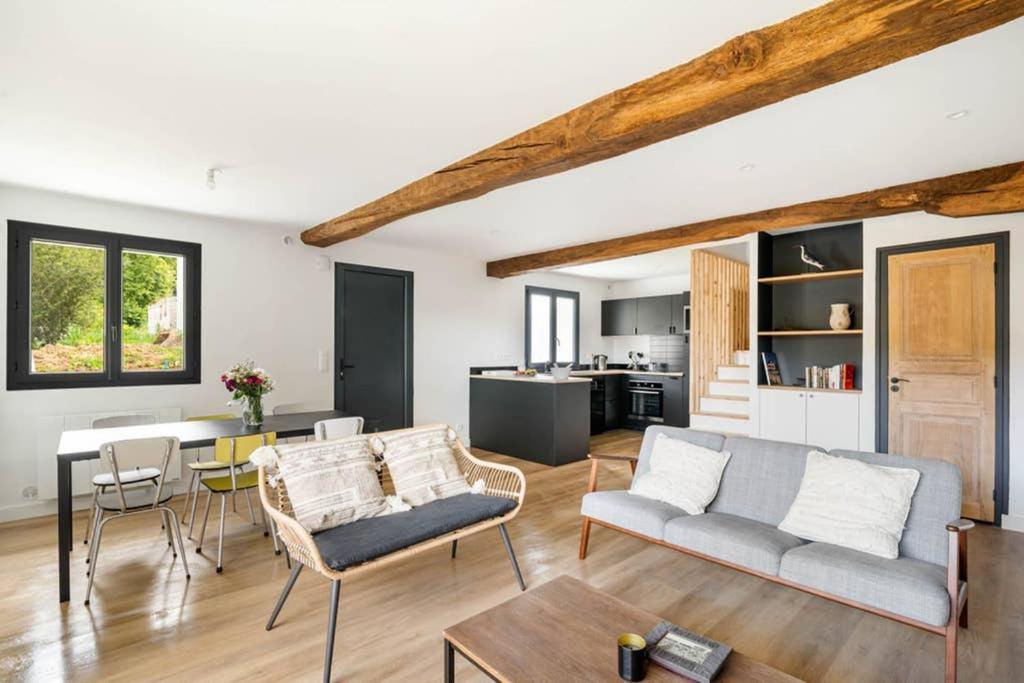Duplex rénové - Ferme basque du XVIIIe - Housity