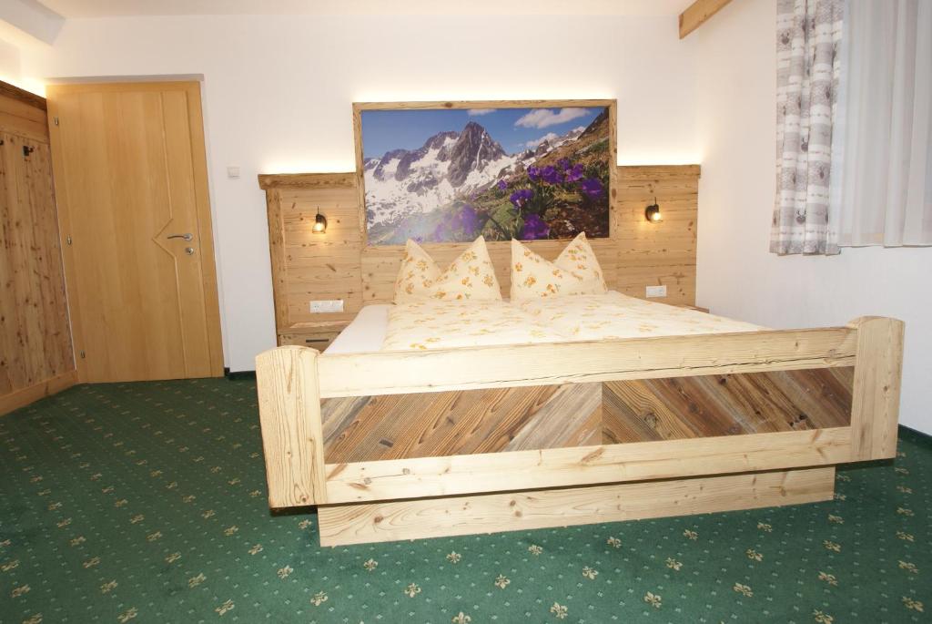 Postel nebo postele na pokoji v ubytování Ferienwohnung Bergheim