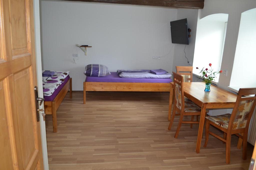 Apartmány Kosmonosy, Hradištská 181 - Chambre De Réconfort