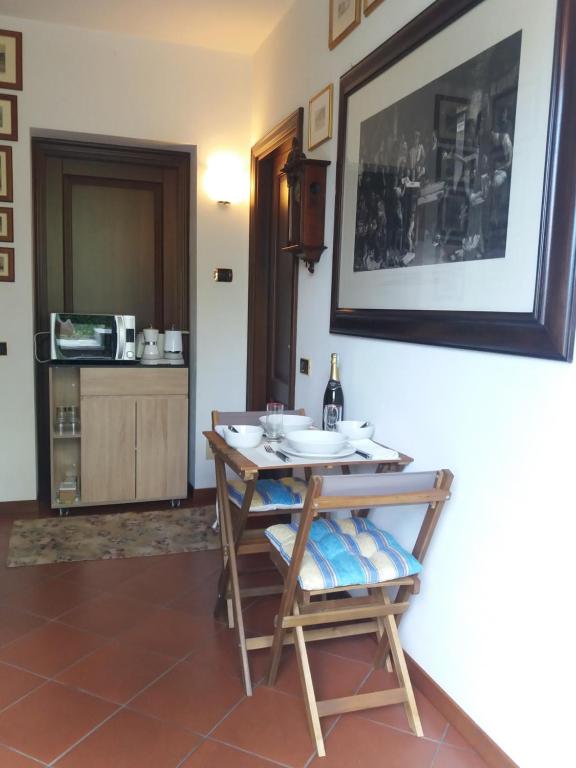 Kuchyň nebo kuchyňský kout v ubytování Casa Intignano - Camera con bagno e portico vista lago