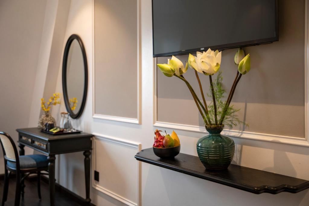 Ha Long Essence Hotel - 16