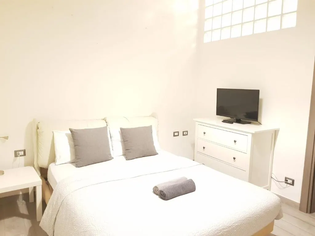 Apartment 5min from Milan central station, Milano, Italia