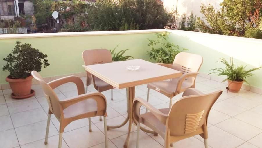 Balkón nebo terasa v ubytování Guest House Zadeja