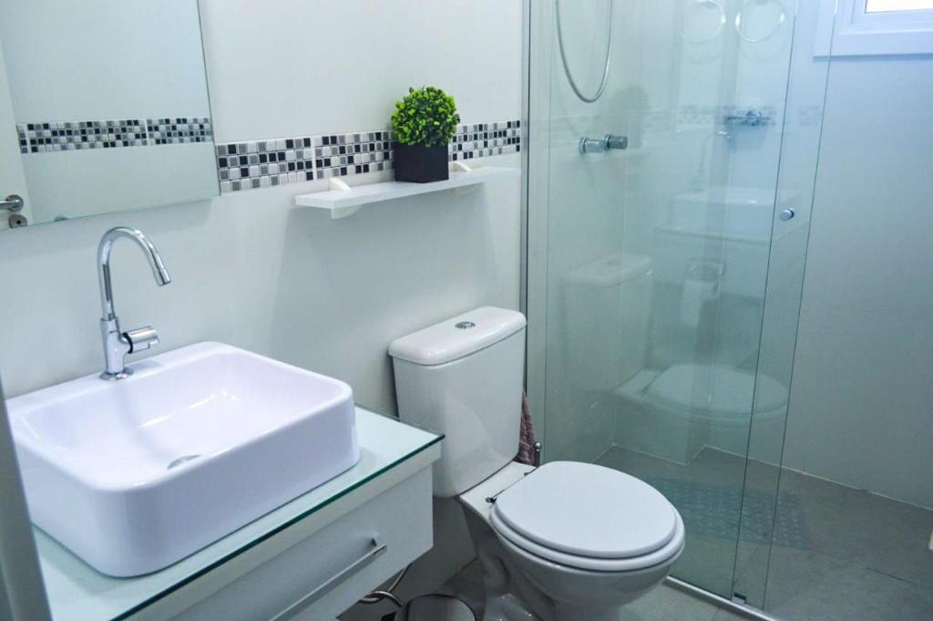  Casa Luxuosa 4D em Condomínio Particular - Canela
