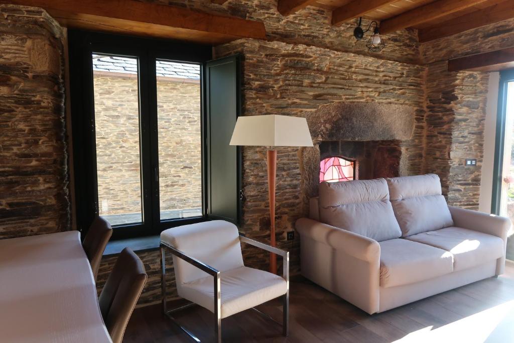 A Palleira de Lola, Lugo – Updated 2022 Prices
