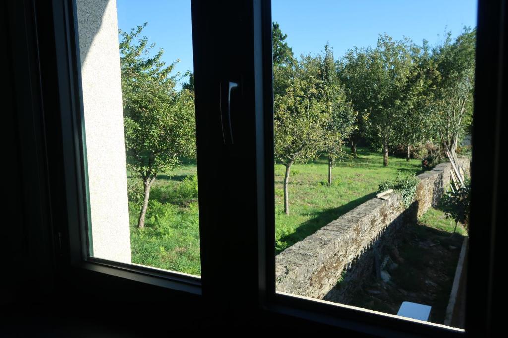 A garden outside A Palleira de Lola