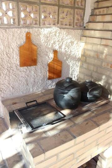  Casa com piscina e mini campo de futebol em Cabo Frio