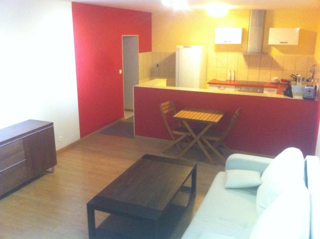 CHAPELLE ST NICOLAS - Apartment - Ground Floor
