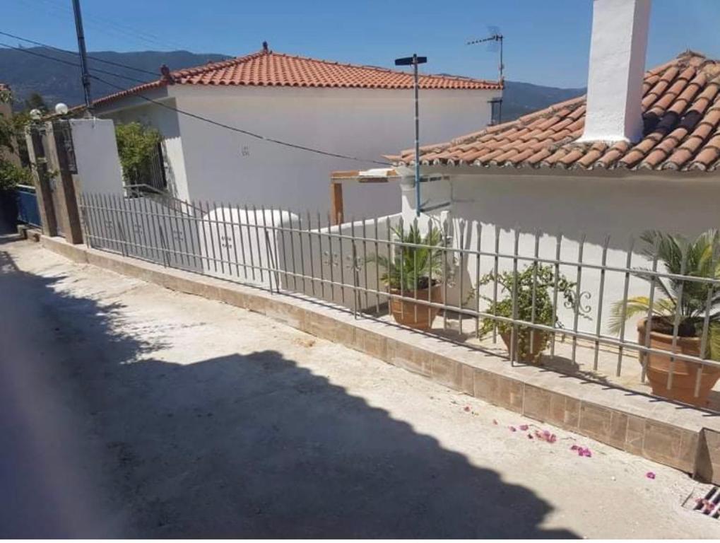 Budynek, w którym mieści się apartament