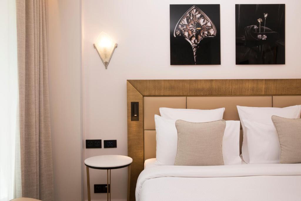 Hôtel des Champs-Elysées - Resim 43