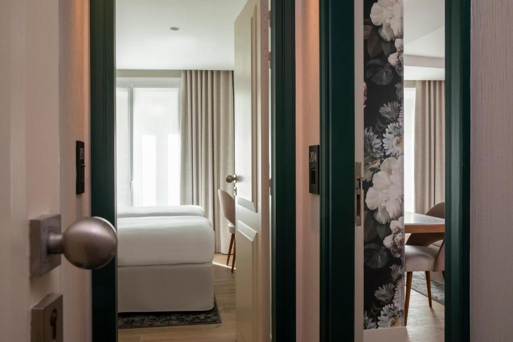 Hôtel des Champs-Elysées - Resim 28