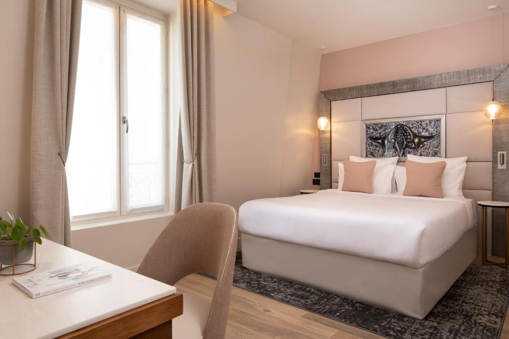 Hôtel des Champs-Elysées - Resim 31