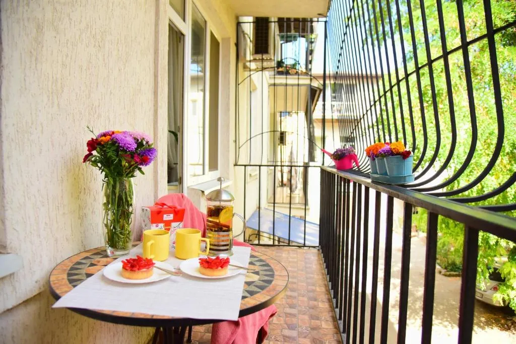Center of Odessa. Comfortable 2 rooms apartment, Odesa, Ucraina