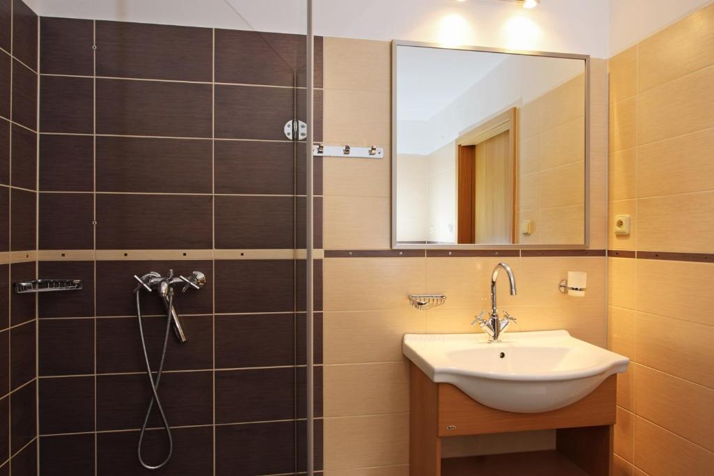 Koupelna v ubytování Apartmány Čeladná