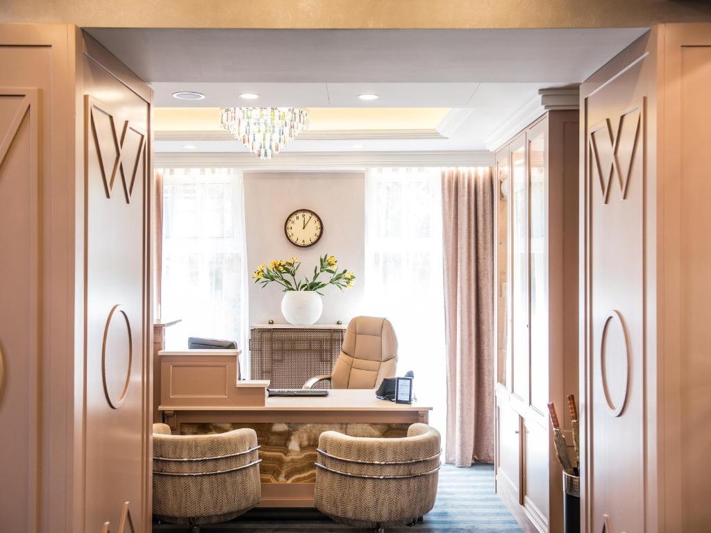 Posezení v ubytování EA Hotel Elefant