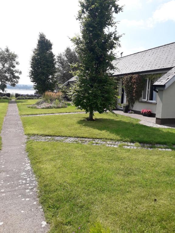 Zahrada ubytování Lakeside Loughrea