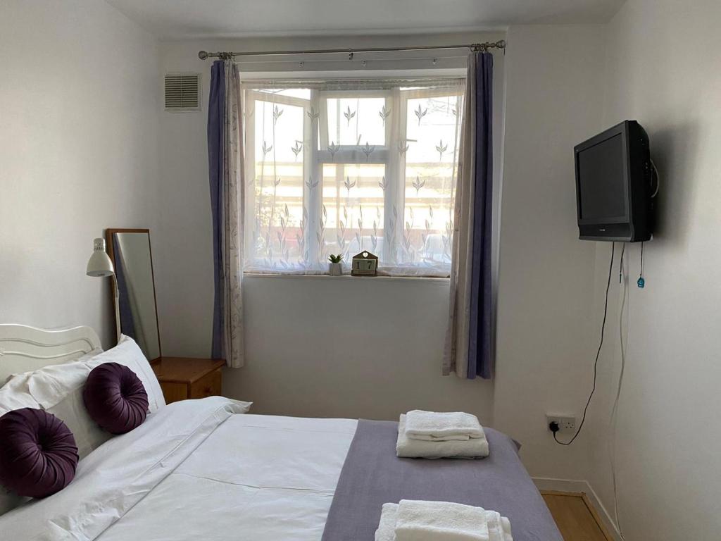 Vauxhall Apartment
