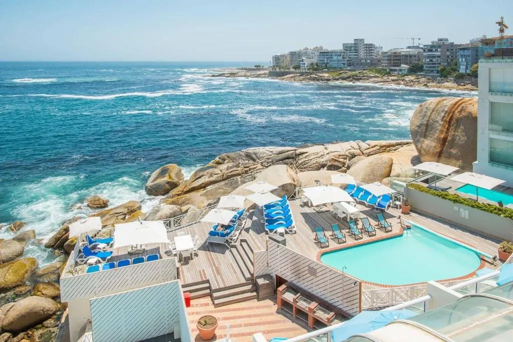Studio Apartment with Sea Views & Communal Pool, Cape Town, South Africa