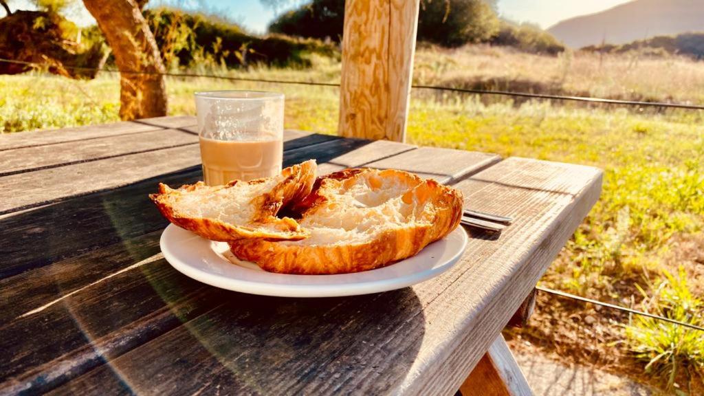 Jedzenie w pensjonacie lub w pobliżu