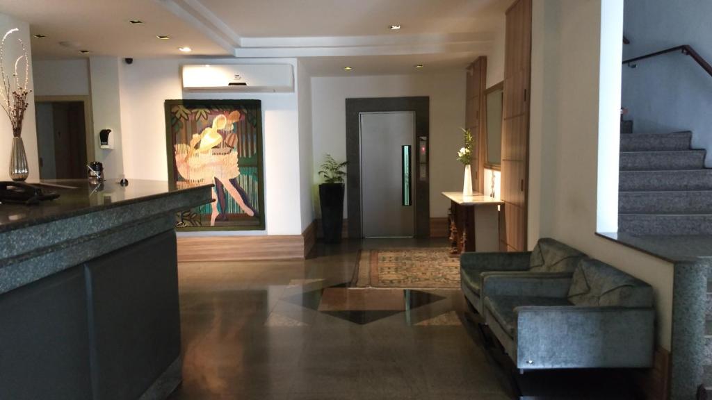  Castel Plaza Hotel