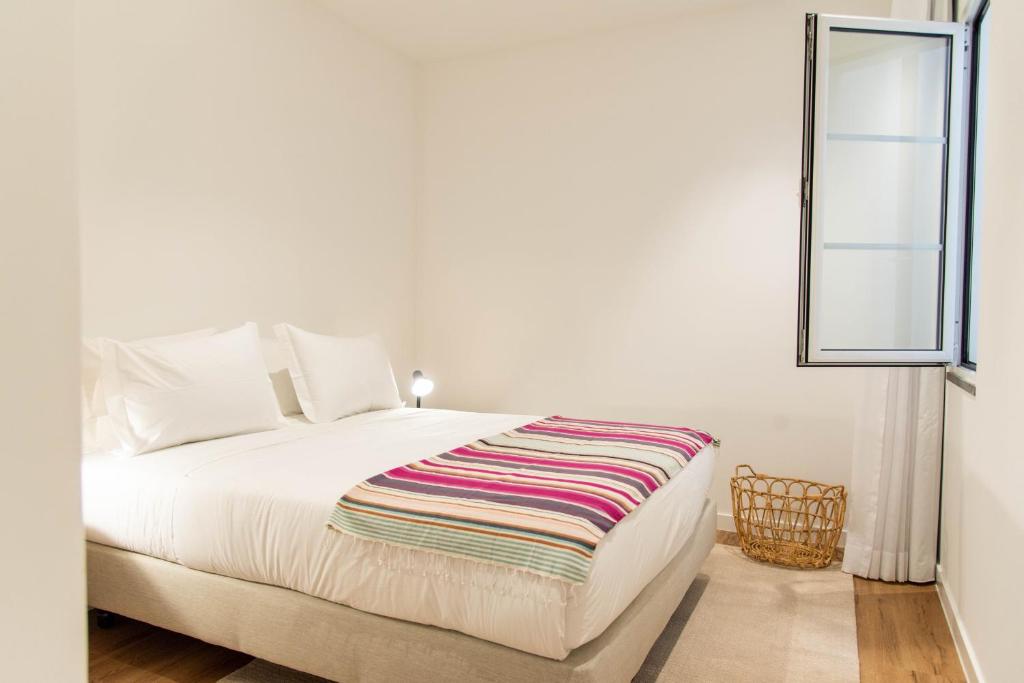 Apartamentos Fernão de Ornelas by Heart of Funchal - 14