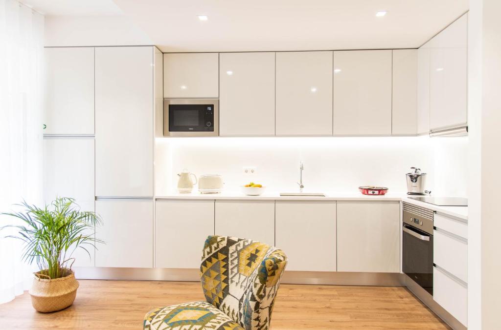 Apartamentos Fernão de Ornelas by Heart of Funchal - 17