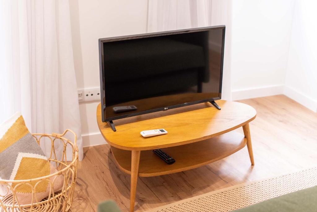 Apartamentos Fernão de Ornelas by Heart of Funchal - 9