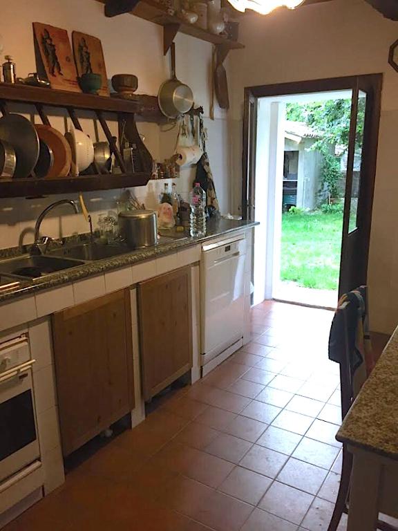 A kitchen or kitchenette at Casale del monte, Pesaro