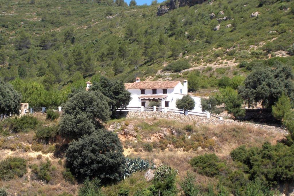 Ptičja perspektiva objekta Casa Rural Benalaz - alojamiento privado en la montaña - hasta 9 personas