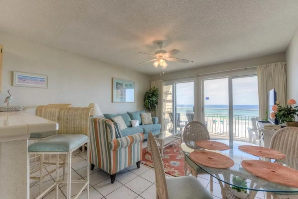 Crystal Sands II, Destin, Statele Unite ale Americii