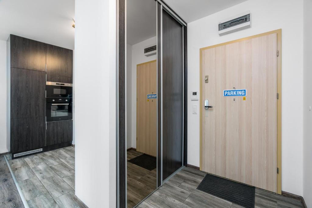 Fotografia z galérie ubytovania Sleepway Apartments- Garbary 100-46 v Poznani