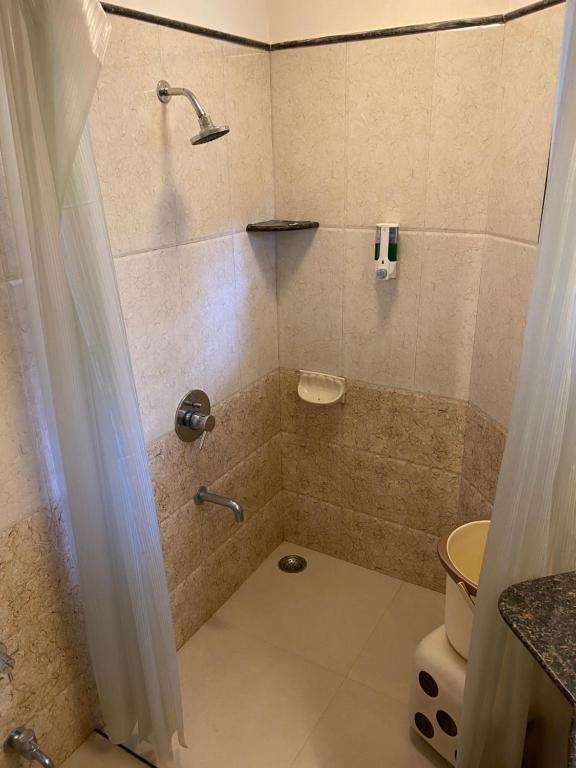 Koupelna v ubytování Panchavati Elite Inn