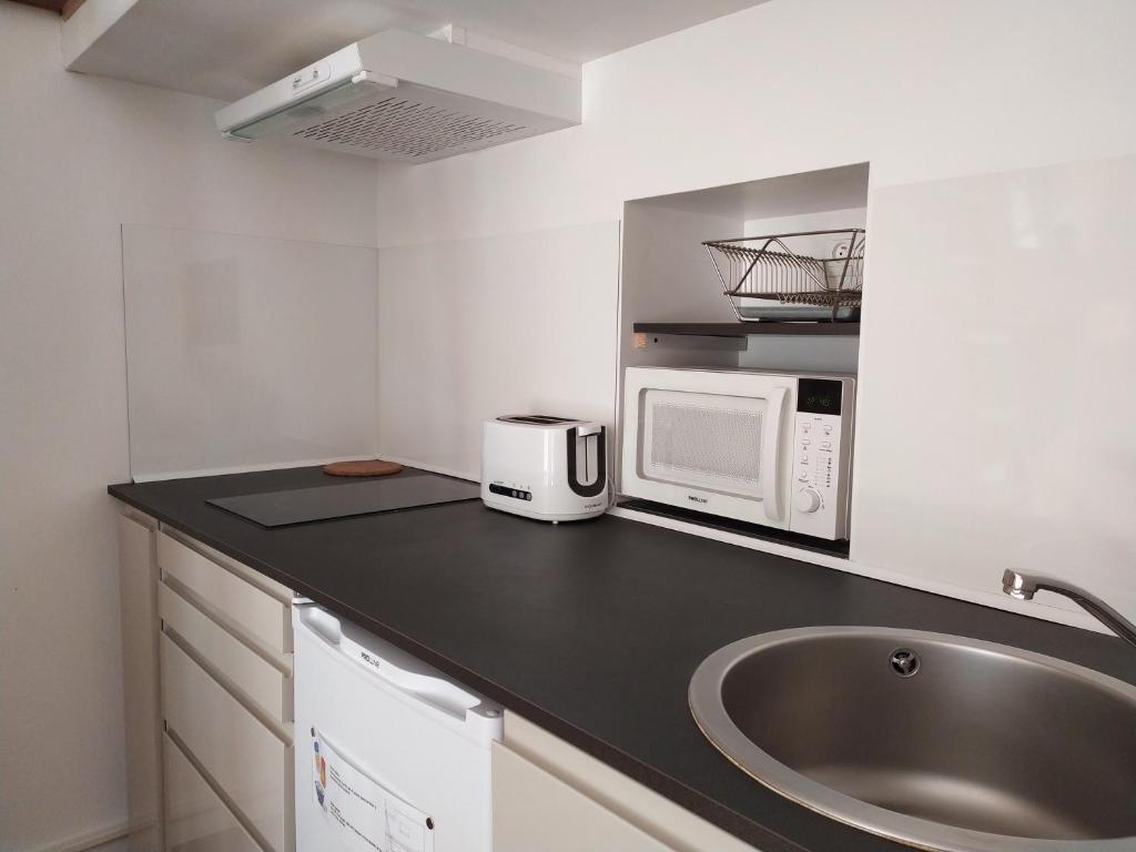 B&B Bordeaux Saint Michel - 16