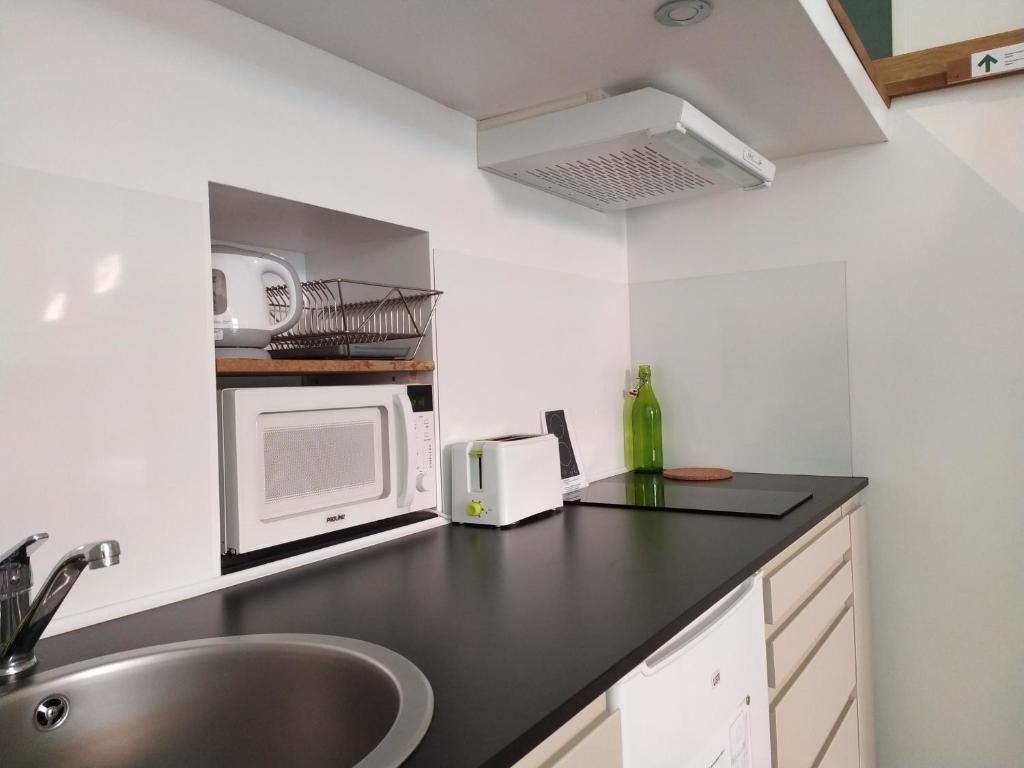 B&B Bordeaux Saint Michel - 1