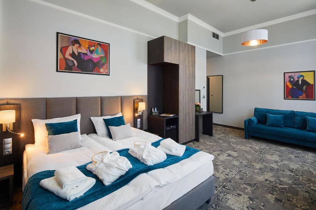 Hotel Estera - Resim 13